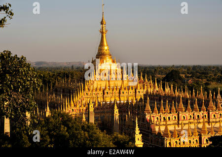 Myanmar (Birmanie), Rhône-Alpes, de la Pagode Thanboddhay, Monywa, construit entre 1939 et 1958, contient 582 363 images de Bouddha Banque D'Images