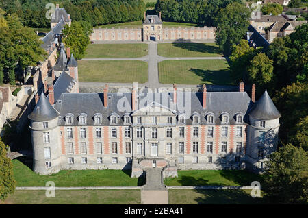 France, Seine et Marne, Parc Naturel Régional du Gatinais francais (Parc Naturel Régional du Gatinais), Fleury en biere, le Château (vue aérienne) Banque D'Images