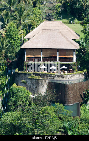 L'INDONÉSIE, Bali, Ubud, Buahan Payangan, Ubud Hanging Gardens hotel group Orient Express, restaurant et terrasse Banque D'Images