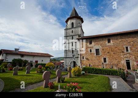 France, Pyrénées Atlantiques, Ainhoa, étiqueté Les Plus Beaux Villages de France, Notre Dame De L'Assomption Banque D'Images