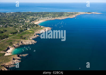 France, Vendée, Ile d'Yeu, la côte de l'Anse des Soux à la pointe des corbeaux (vue aérienne) Banque D'Images