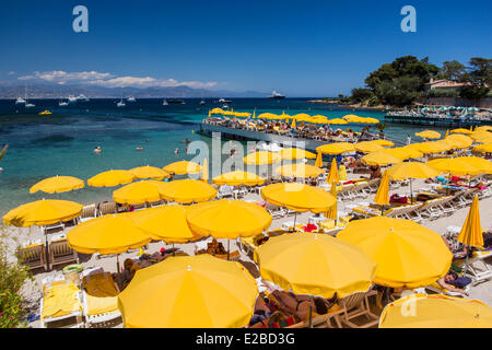 France, Alpes Maritimes, Antibes, plage de la Garoupe Banque D'Images