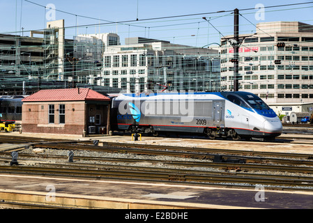 Locomotive Amtrak Acela Express n° 2009, Union Station, Washington, DC Banque D'Images