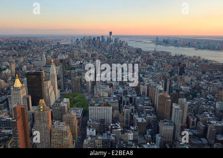 United States, New York, Manhattan, vue depuis l'Empire State Building sur le Sud de Manhattan, le One World Trade Center (WTC 1) et l'Hudson River Banque D'Images