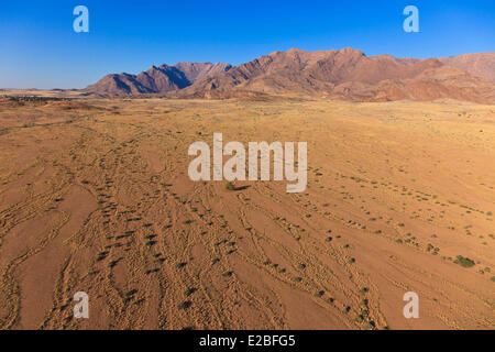 La Namibie, région d'Erongo, Damaraland, massif du Brandberg, le plus haut point dans le pays (vue aérienne) Banque D'Images