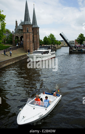 Waterpoort à Sneek. La province de la frise. Fryslan. Aux Pays-Bas. La Hollande. Frisia, Holanda. Banque D'Images