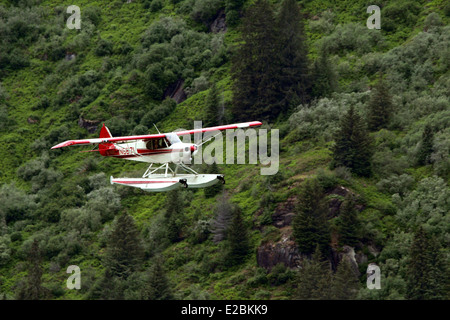 Vol d'hydravion à travers les montagnes de l'Alaska Juneau Banque D'Images