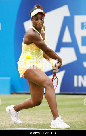 Eastbourne, Royaume-Uni. 18 Juin, 2014. Eastbourne International Aegon Caroline Wozniacki (DEN) bat Sloane Stephens (USA) par un score de 6-3, 6-3 lors de leur 2ème tour match à Devonshire Park. Credit : Action Plus Sport/Alamy Live News Banque D'Images