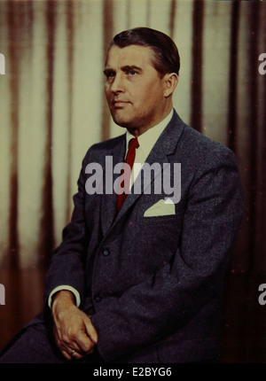 Wernher von Braun, figure clé du développement de la technologie des fusées, est surtout connu pour son travail avec la NASA et le programme spatial américain. Ses contributions aux missions Apollo, qui ont abouti au débarquement réussi des hommes sur la Lune, sont conservées dans la collection du San Diego Air and Space Museum. Banque D'Images