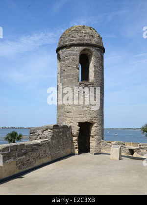 Une tourelle sentry lookout à St Augustine Historic fort construit par les Espagnols Banque D'Images