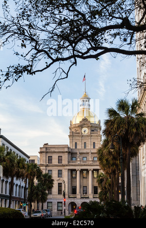 Hôtel de Ville dôme doré à Savannah, Géorgie. Banque D'Images