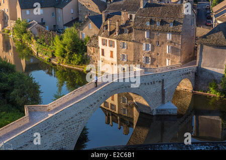 La France, la Lozère, Gévaudan, Vallée du Lot, Mende, Pont Notre Dame, le pont médiéval du 12e siècle Banque D'Images