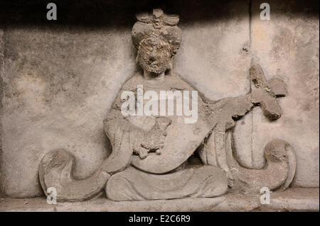 China, Shanghai, Chengdu, Wang Jian (Tombeau Mausolée Yongling), joueur de luth de la dynastie Tang murales de 24 musiciens avec des instruments régionaux sont sculptées dans la pierre sur trois côtés de l'cercueil double. Ce sont les seules images connues de la bande musicale de la cour a mis au jour à partir de la période de la dynastie Tang. Banque D'Images