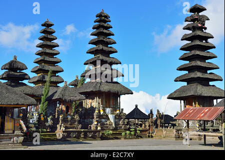 L'INDONÉSIE, Bali, Kintamani, le temple Pura Ulun Danu Batur le long du bord du cratère du Gunung Batur caldera Banque D'Images