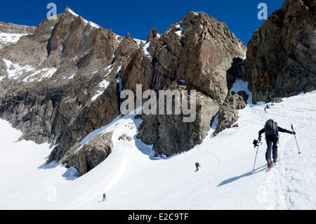 France, Hautes Alpes, Massif des Ecrins, Tour de la Meije en randonnée, traversée de la brèche du rateau, 3235 m Banque D'Images