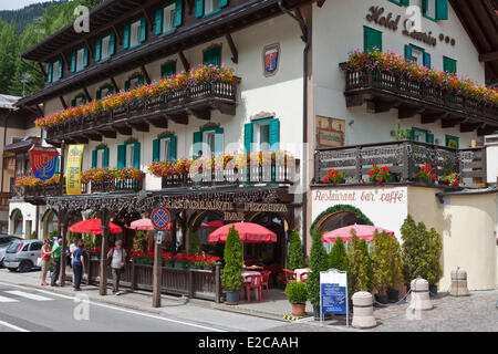 L'Italie, Trentin-Haut-Adige, Province autonome de Bolzano, les Dolomites, Val di Fassa, Canazei Banque D'Images