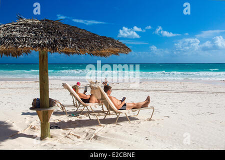 Bahamas, Harbour Island, plage de Coral Sands Hotel Banque D'Images