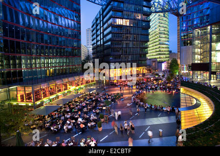 Allemagne, Berlin, Potsdamer Platz, Sony Center Banque D'Images