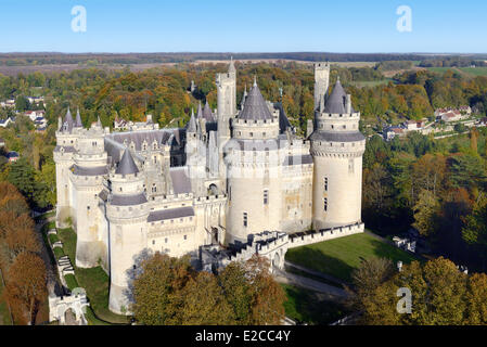 La France, l'Oise, Pierrefonds, le Château (vue aérienne) Banque D'Images