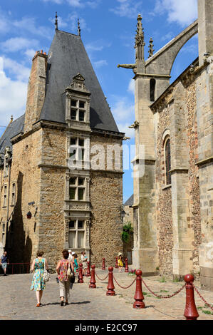 France, Sarthe, Le Mans, Cité Plantagenêt (vieille ville), La Maison a la tourelle (la tourelle) Maison du 16ème siècle Banque D'Images