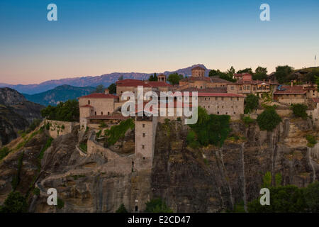 La Grèce, la Thessalie, monastères des Météores complexe, inscrite au Patrimoine Mondial de l'UNESCO, le grand monastère de Meteora (météorologiques) Megalo Banque D'Images