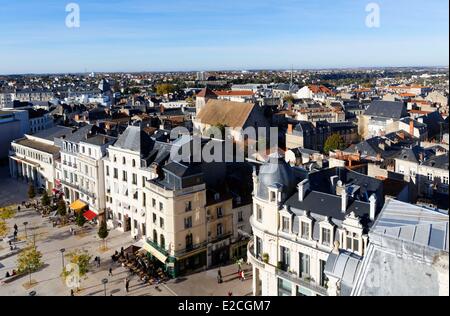 France, Vienne, Poitiers, Maréchal Leclerc, place de l'église Saint Porchaire Banque D'Images