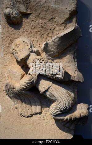 Israël, Jérusalem, Guivat Ram District, Musée d'Israël, département d'archéologie, relief représentant un ange tenant un livre, l'église de Belvoir, 12e siècle Banque D'Images