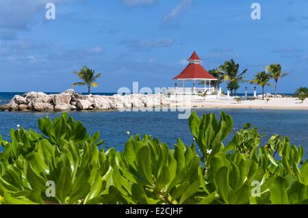 En Jamaïque, Caraïbes, paroisse de St Ann, Ocho Rios, littoral de l'resort hotel Banque D'Images