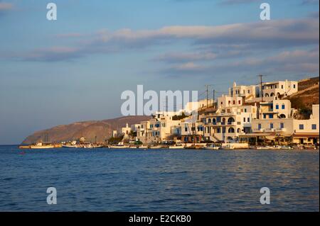 Grèce Cyclades Tinos Island Harbour Panormos Banque D'Images