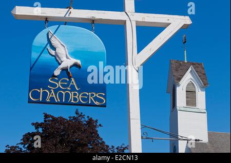 United States Maine Ogunquit la Mer Chambres Motel près de l'ancienne église méthodiste en bois peint blanc Banque D'Images