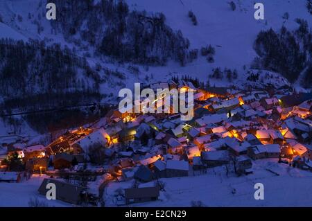 France Hautes Alpes Parc National des Ecrins Meije massif village de La Grave la Meije étiqueté Les Plus Beaux Villages de Banque D'Images