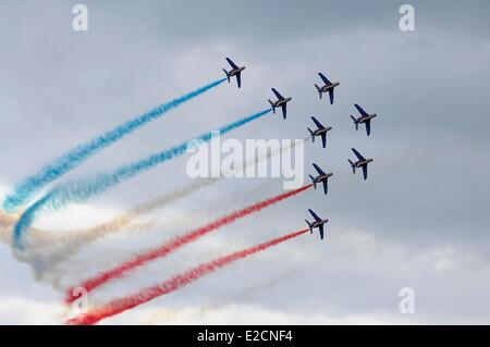 France Nord Niergnies meeting aérien de Cambrai La démonstration de la patrouille de France battant à droite sur Alpha Jet Banque D'Images