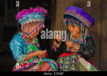 Laos Luang Prabang porvince Wan Na village Hmong Hmong en costume traditionnel Djeu Banque D'Images