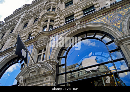 Apple Store sur Regent Street, City of Westminster, London, England, United Kingdom Banque D'Images