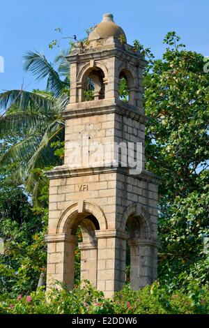 Sri Lanka Western Province district de Gampaha Negombo fort hollandais du 17e siècle, clocher en pierre de taille au milieu d'un Banque D'Images