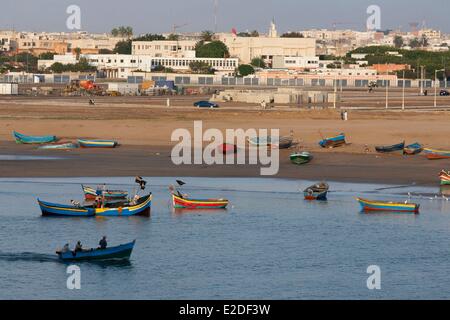 Maroc, Rabat, inscrite au Patrimoine Mondial de l'UNESCO, la plage et ville trimestre de vente vu de la kasbah Oudaia Banque D'Images