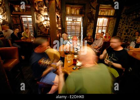 Comté de Kilkenny Kilkenny Irlande groupe de musiciens dans un pub Banque D'Images