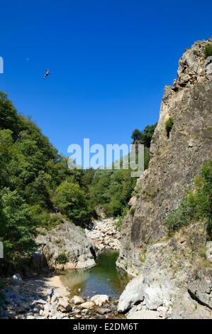 France Ardèche Parc Naturel Régional des Monts d'Ardèche (Parc naturel régional du Mont d'Ardèche) Thueyts la haute vallée de Banque D'Images