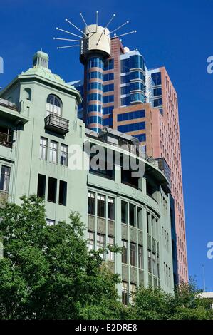 Nouvelle Zélande île du Nord Wellington Place municipale dans le quartier du front de la Dominion Building (à gauche) est une structure historique Banque D'Images