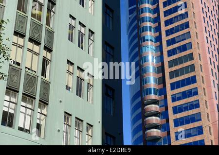 Nouvelle Zélande île du Nord Wellington Place municipale dans le quartier du front de la Dominion Building (à gauche) est une structure historique Banque D'Images