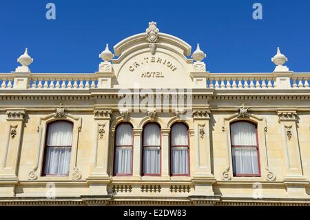 Nouvelle Zélande, île du Sud, région de l'Otago, Oamaru est un centre urbain sur le front de mer avec bon état de bâtiments victoriens datant des années 1880, Criterion Hotel construit en 1877, Tyne Street Banque D'Images