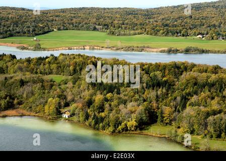 France Jura La chaux du Dombief vue des quatre lacs Grand Maclu et le lac Ilay lake Banque D'Images