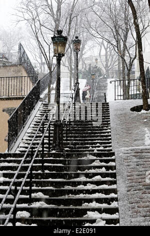 France Paris escalier de la Butte Montmartre sous la neige Banque D'Images