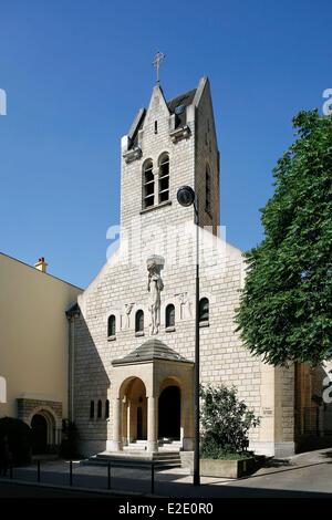 France Paris rue Haxo Eglise Notre-Dame des Otages Banque D'Images