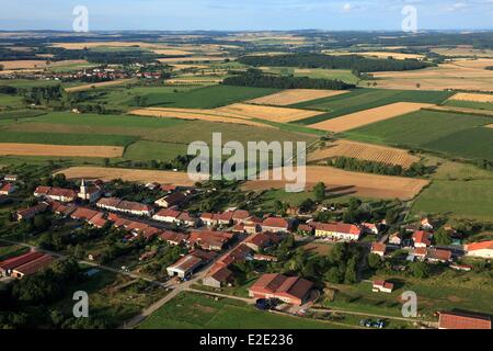 France Meurthe et Moselle Saintois village Housseville (vue aérienne) Banque D'Images