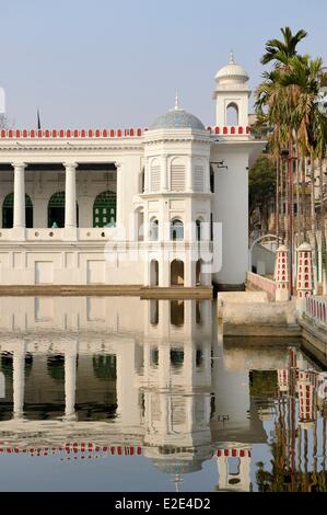 Le Bangladesh Dhaka (Dacca) Bakshi Bazar dans Old Dhaka l'Hussaini Dalan était un Imambara (maison de l'imam) construit au 17ème Banque D'Images