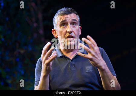 Steve Coogan parle de la réalisation du film "Philomena" sur scène à Hay Festival 2014 ©Jeff Morgan Banque D'Images