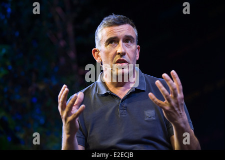 Steve Coogan parle de la réalisation du film "Philomena" sur scène à Hay Festival 2014 ©Jeff Morgan Banque D'Images