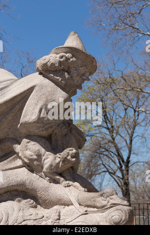 Statue de la mère l'OIE, de Central Park au printemps, NYC Banque D'Images