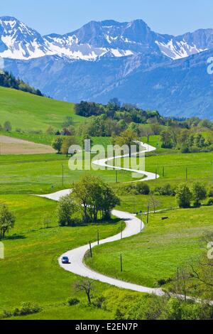 France, Isère, Les Trieves, route à Mens contexte dans le Vercors Banque D'Images